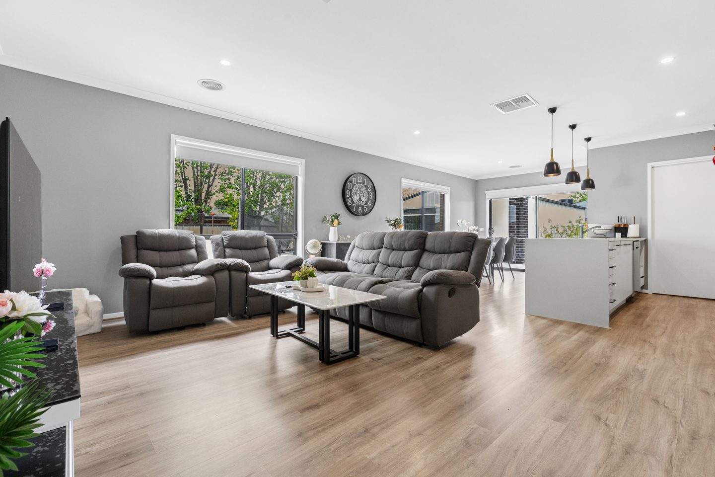 Living area adjoining the kitchen